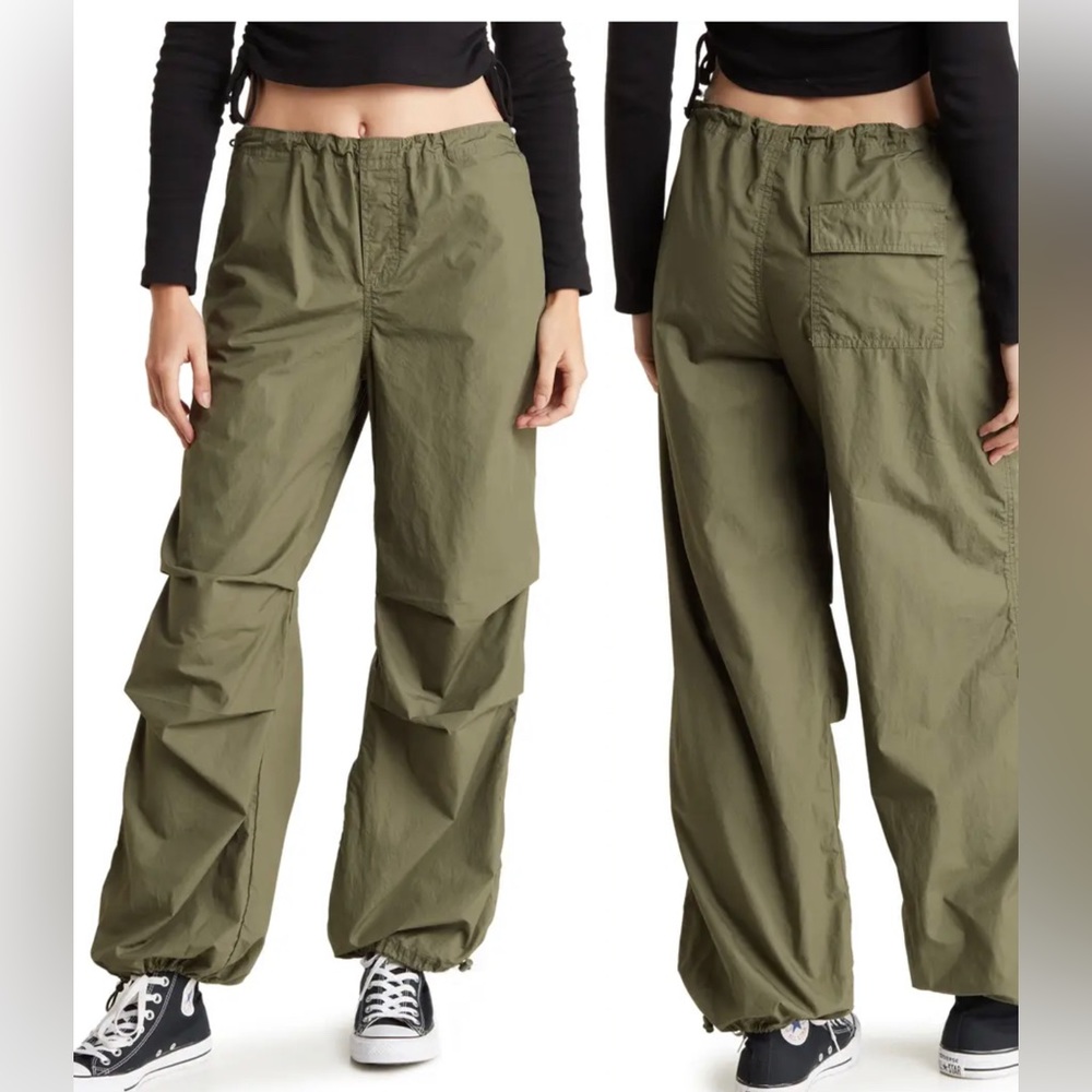 NWOT Abound Parachute cargo pants in black